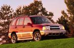 Chevrolet Tracker 2000 года